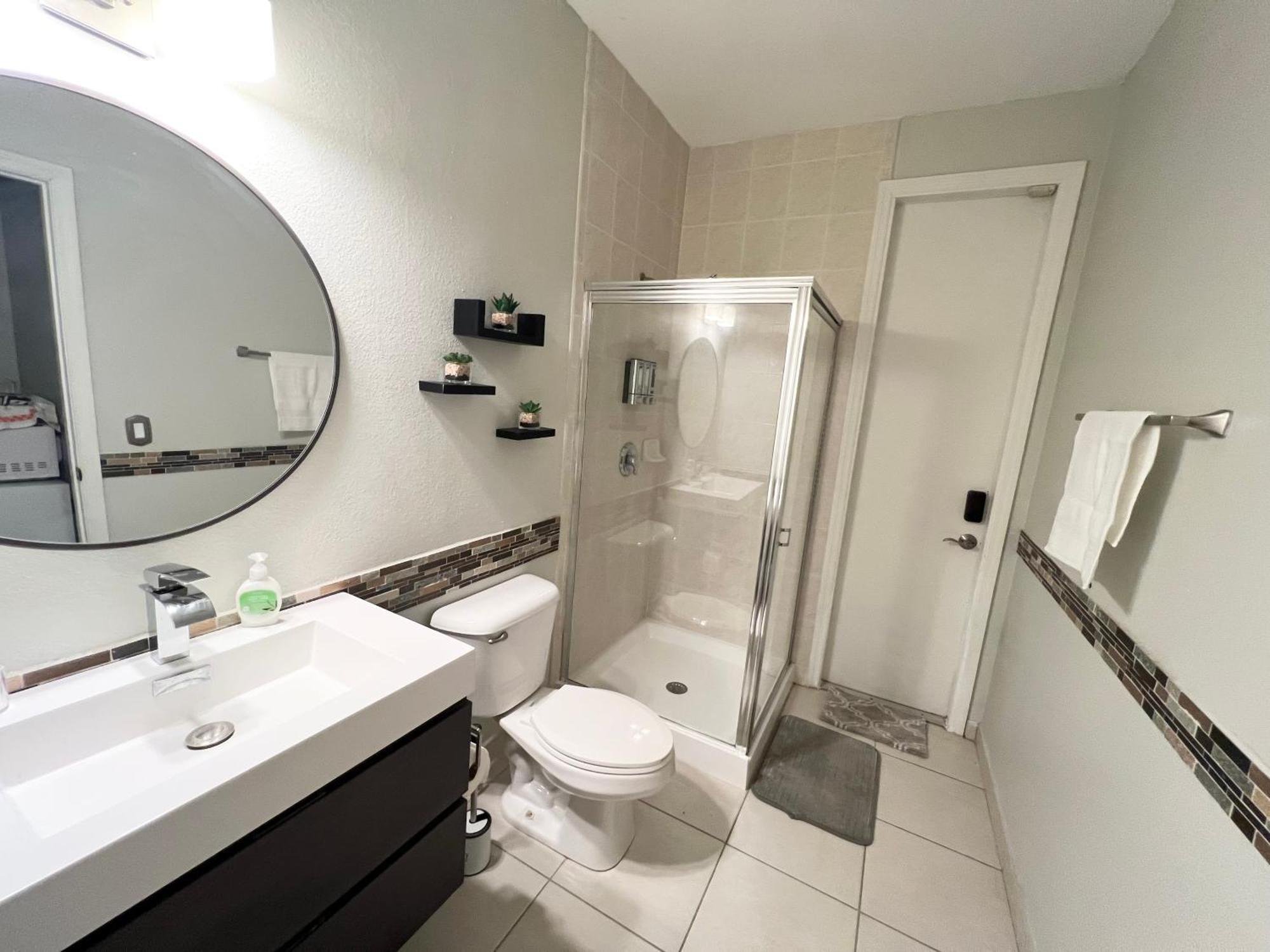 Chic Private Retreat Apartment Homestead Luaran gambar